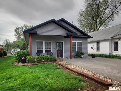 2430 Lind St, Quincy, IL 62301