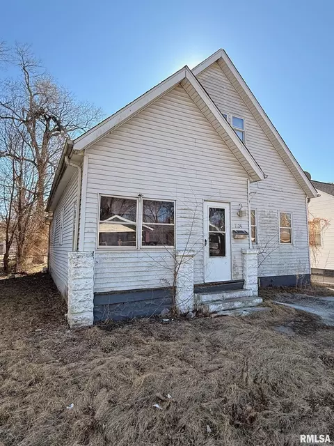 1124 Laurel St, Springfield, IL 62703