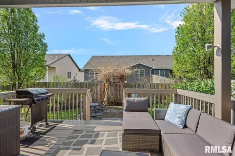 Exterior - 3204 Grassmere Dr, Springfield, IL 62711 photo 7 of 7