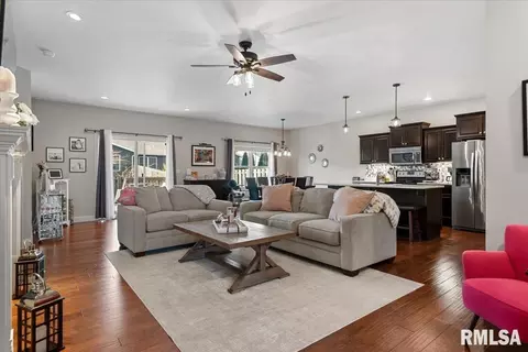 Other - 3204 Grassmere Dr, Springfield, IL 62711 photo 2 of 12