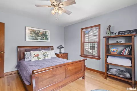 Bedroom - 1421 S Douglas Ave, Springfield, IL 62704 photo 5 of 7