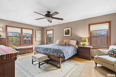 Bedroom - 1421 S Douglas Ave, Springfield, IL 62704 photo 1 of 7