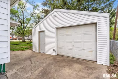 Other - 2021 N Peoria Rd, Springfield, IL 62702 photo 14 of 14