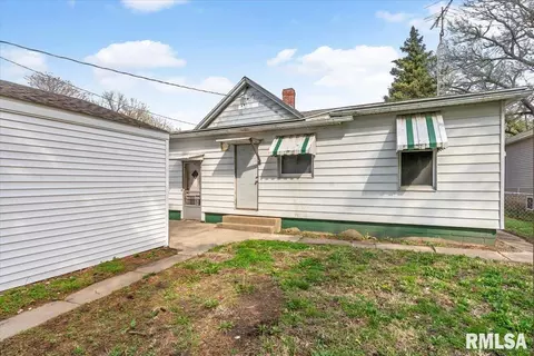 Exterior - 2021 N Peoria Rd, Springfield, IL 62702 photo 2 of 4