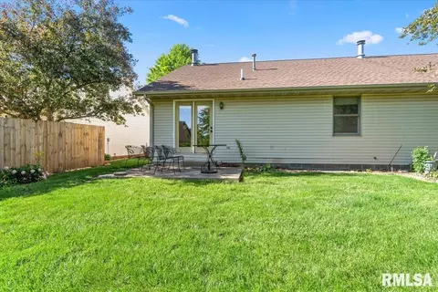 Exterior - 218 Eagle Ridge Dr, Chatham, IL 62629 photo 3 of 3