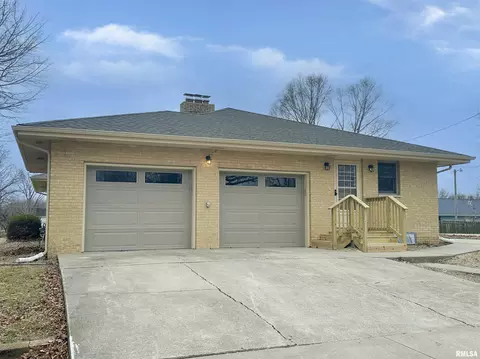 Exterior - 107 N Anson St, Middletown, IL 62666 photo 2 of 3