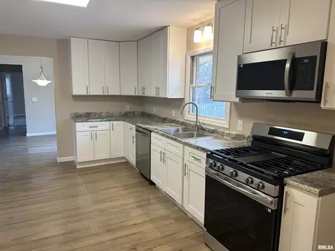 Kitchen - 107 N Anson St, Middletown, IL 62666 photo 2 of 3