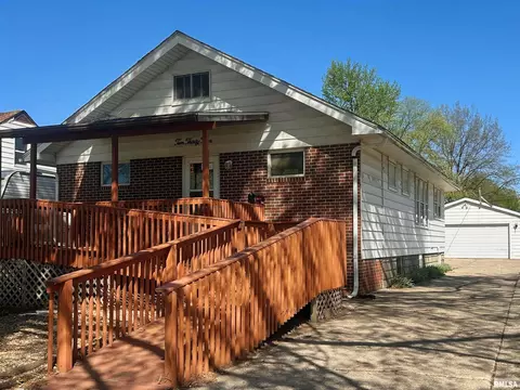 1034 N Macarthur Blvd, Springfield, IL 62702 photo 2