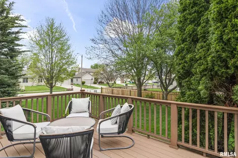 Exterior - 2700 Dryden Dr, Springfield, IL 62711 photo 5 of 10