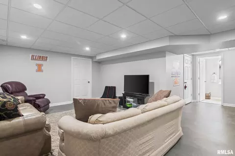 Other - 2700 Dryden Dr, Springfield, IL 62711 photo 5 of 9