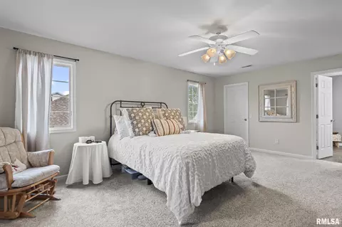 Bedroom - 2700 Dryden Dr, Springfield, IL 62711 photo 2 of 9