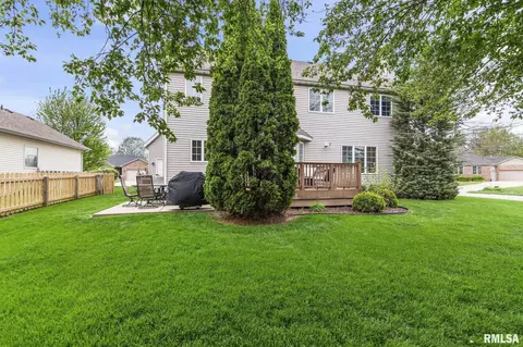 Exterior - 2700 Dryden Dr, Springfield, IL 62711 photo 8 of 10