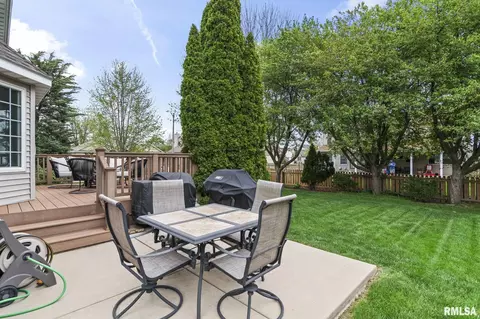 Exterior - 2700 Dryden Dr, Springfield, IL 62711 photo 6 of 10