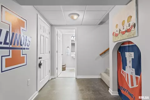Entry Way - 2700 Dryden Dr, Springfield, IL 62711 photo 3 of 3