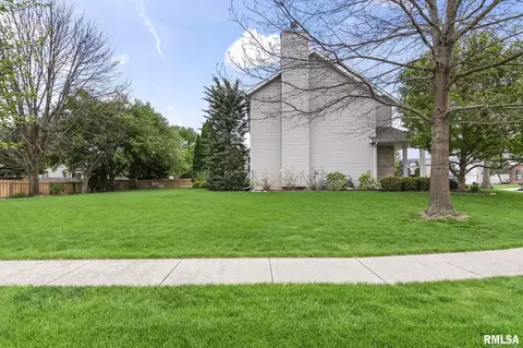 Exterior - 2700 Dryden Dr, Springfield, IL 62711 photo 9 of 10