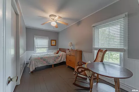 Bedroom - 9845 E 200 N Rd, Mclean, IL 61754 photo 4 of 4