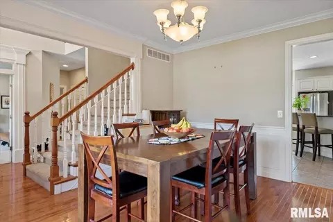 Dining - 1600 E Spruce St, Chatham, IL 62629 photo 2 of 3