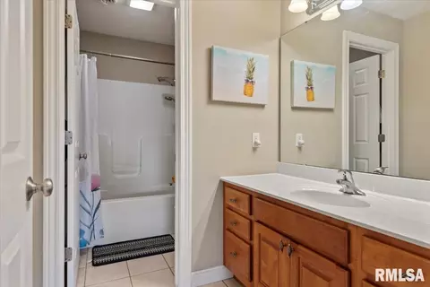 Bath - 1600 E Spruce St, Chatham, IL 62629 photo 6 of 6