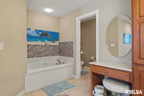 Bath - 1600 E Spruce St, Chatham, IL 62629 photo 3 of 6