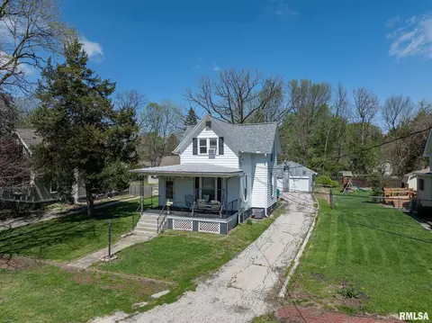1013 Washington Ave, Galesburg, IL 61401