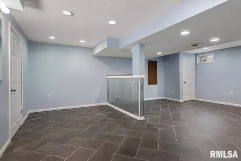 Other - 3712 Viking Blvd, Springfield, IL 62712 photo 6 of 13
