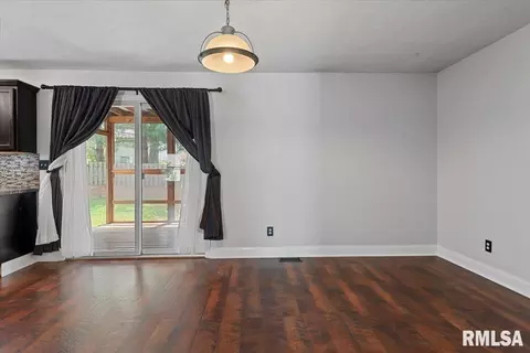Other - 3712 Viking Blvd, Springfield, IL 62712 photo 2 of 13