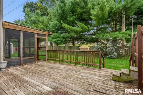 Exterior - 3712 Viking Blvd, Springfield, IL 62712 photo 11 of 11