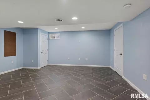 Other - 3712 Viking Blvd, Springfield, IL 62712 photo 8 of 13