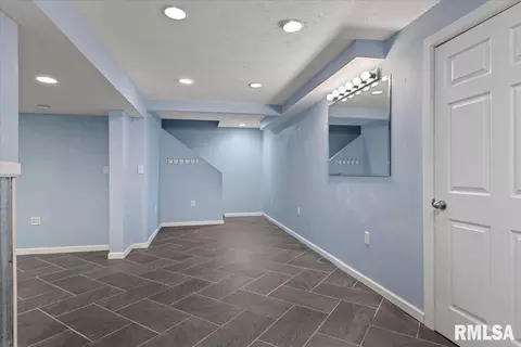 Other - 3712 Viking Blvd, Springfield, IL 62712 photo 7 of 13