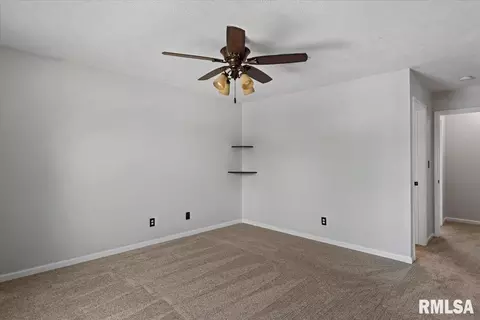 Bedroom - 3712 Viking Blvd, Springfield, IL 62712 photo 6 of 8