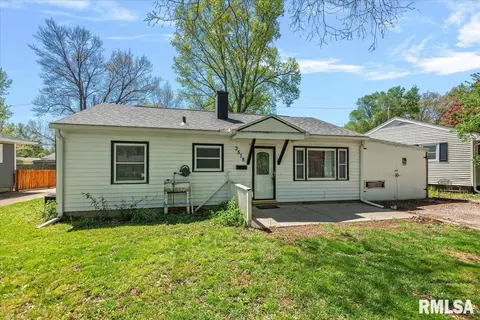 3515 Ivanhoe Rd, Springfield, IL 62703