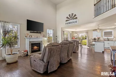 Other - 1701 Spartan Dr, Chatham, IL 62629 photo 3 of 16