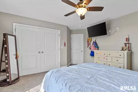 Bedroom - 1701 Spartan Dr, Chatham, IL 62629 photo 5 of 6