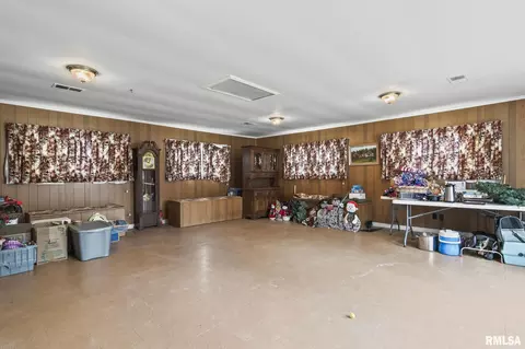 Other - 146 Circle Dr, Springfield, IL 62703 photo 3 of 5