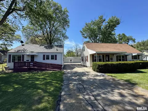 417 Caldwell St, Jacksonville, IL 62650