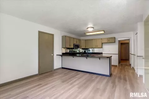 Other - 1204 Harmony Ct, Springfield, IL 62703 photo 5 of 11