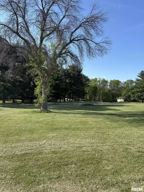 000 Westpoint Dr, Jacksonville, IL 62650