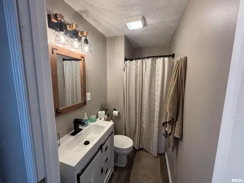 Bath - 731 E Jackson St, Virden, IL 62690 photo 1 of 3