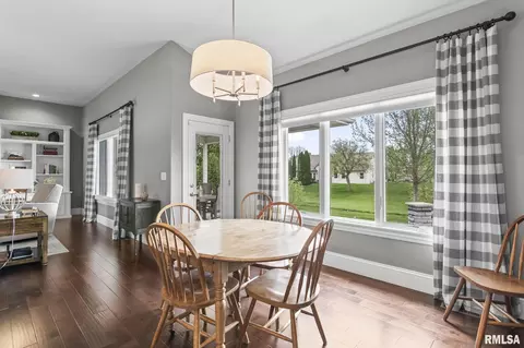 Dining - 3700 Crystal Spring Dr, Springfield, IL 62711 photo 2 of 2