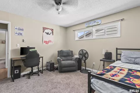 Bedroom - 519 W Wright St, Virden, IL 62690 photo 5 of 5