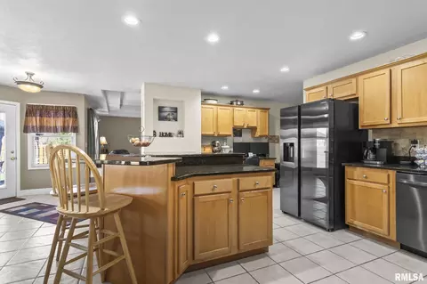 Kitchen - 505 Willows Ave, Chatham, IL 62629 photo 1 of 5