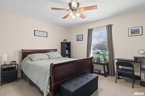 Bedroom - 505 Willows Ave, Chatham, IL 62629 photo 4 of 5