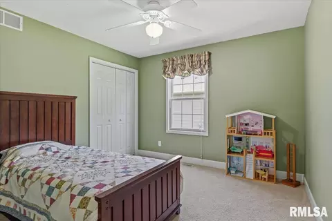 Bedroom - 4356 Creek Dr, Springfield, IL 62711 photo 4 of 7