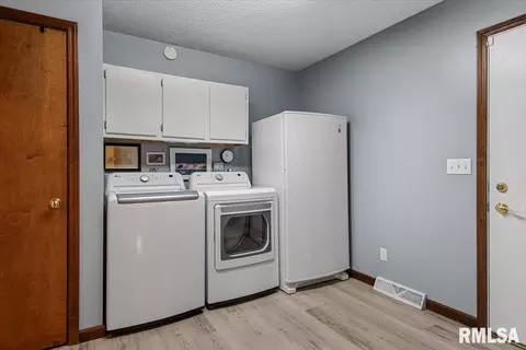 2508 Charlack Ave, Springfield, IL 62704 photo 17