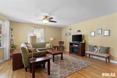 Other - 2323 S State St, Springfield, IL 62704 photo 2 of 13