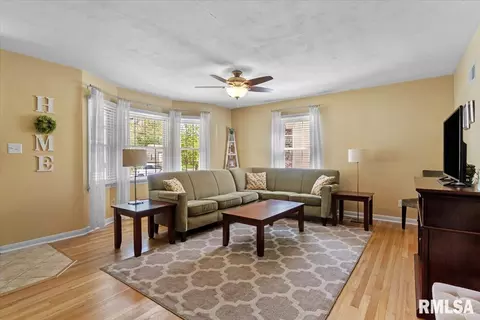 Other - 2323 S State St, Springfield, IL 62704 photo 3 of 13