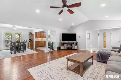 7940 Tumbleweed Trl, Springfield, IL 62707 photo 9