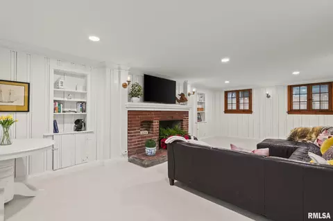 Other - 1645 Ruth Pl, Springfield, IL 62704 photo 4 of 5