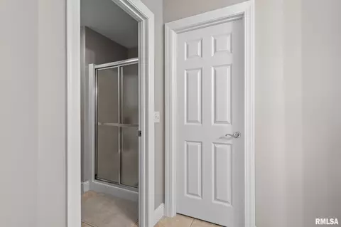 Entry Way - 4405 Turtle Bay, Springfield, IL 62711 photo 5 of 6