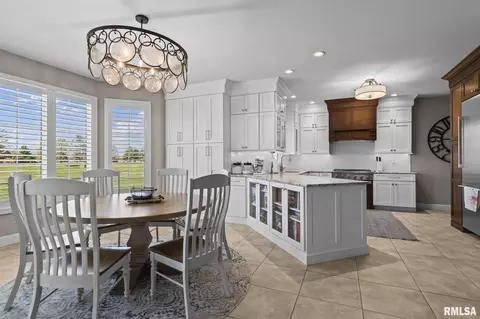 Kitchen - 4405 Turtle Bay, Springfield, IL 62711 photo 4 of 7